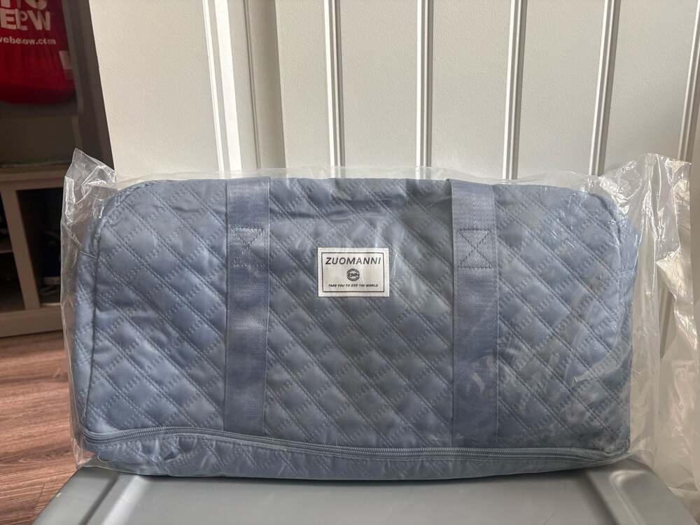 Zuomanni Quilted Travel Duffel Bag Blue